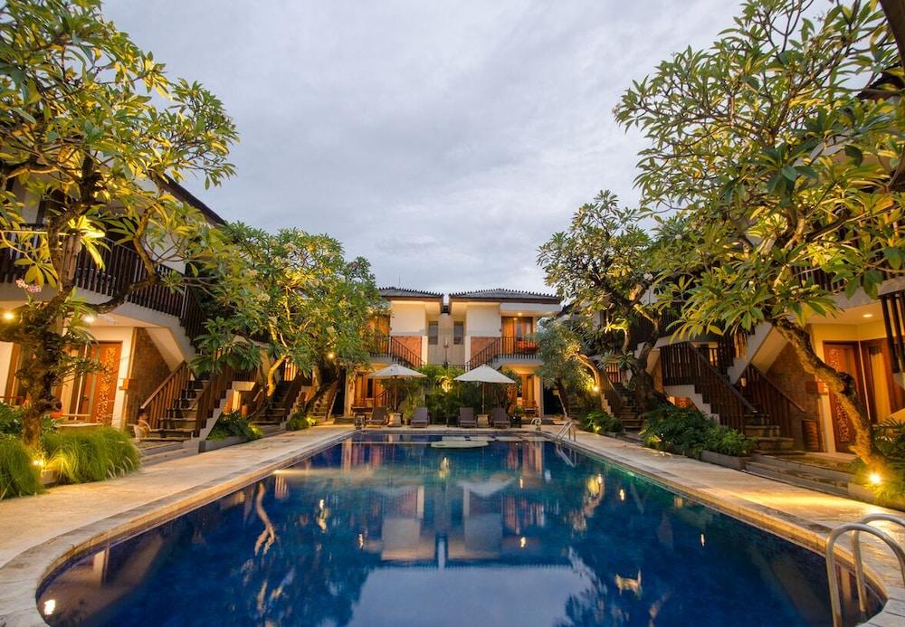 Rama Garden Bali Hotel 3*